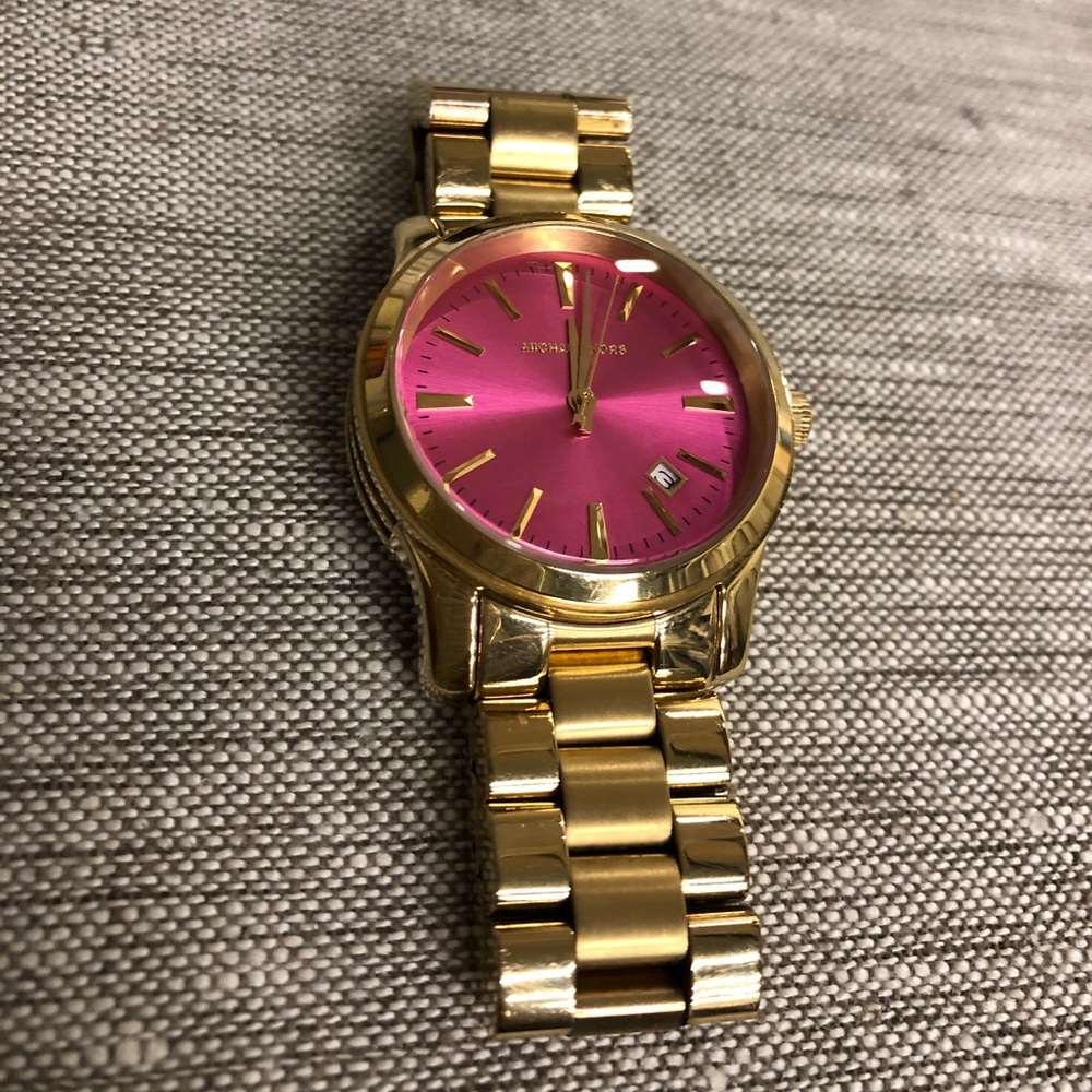 MICHAEL KORS Pink Face Runway Watch